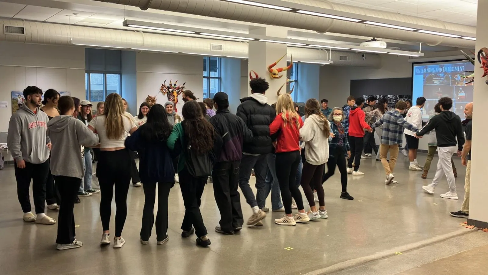 Students participating in the Pachaysana workshop